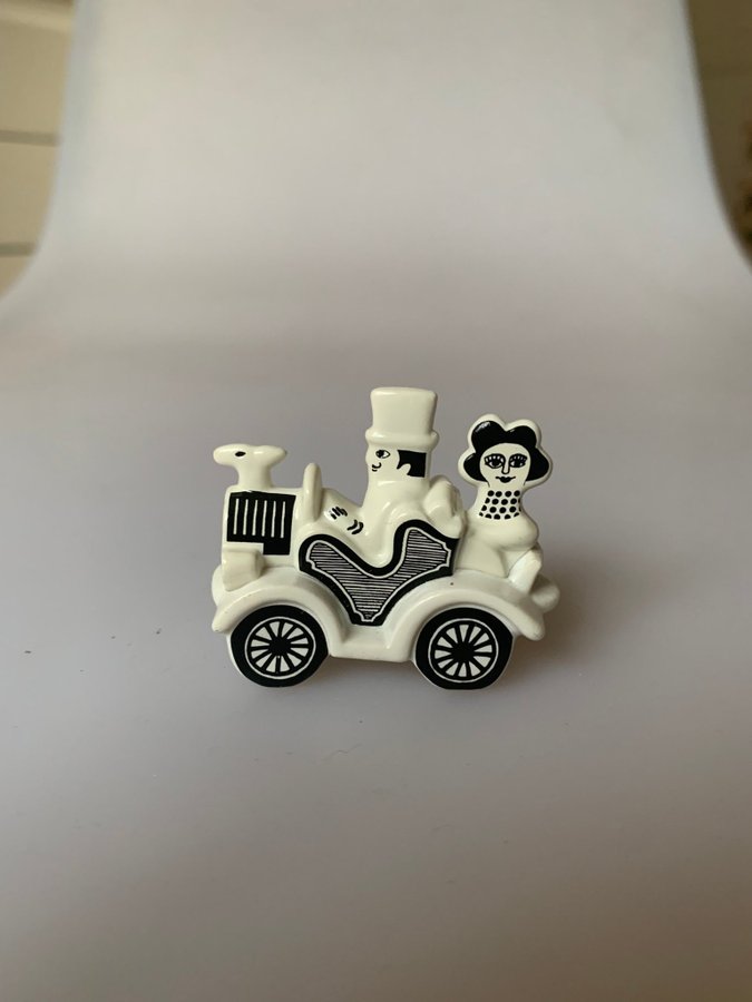 Lisa Larson TRAFFIC BIL miniatyr tillverkad i o.. | Köp på Lisa Larson TRAFFIC BIL miniatyr tillverkad i o.. | Köp på