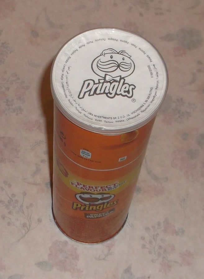 UNIKT Pringles chipsrör Sweet Paprika Orange Fe.. | Köp på Tradera ...