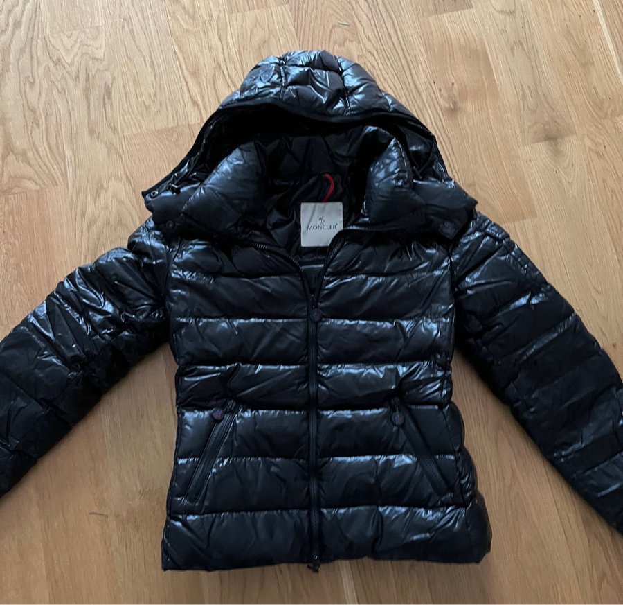 Moncler jacka clearance bady