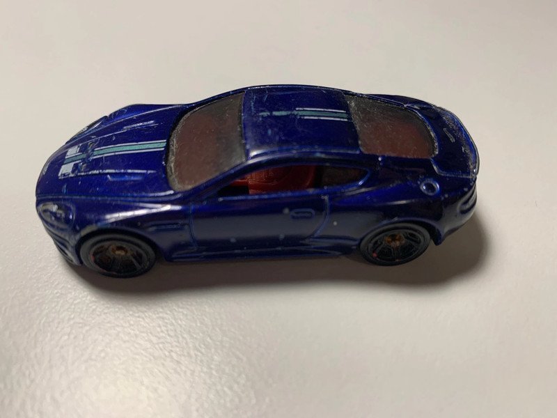 2010 Mattel R6459 Se Produkter Som Liknar Hot Wheels Aston Martin