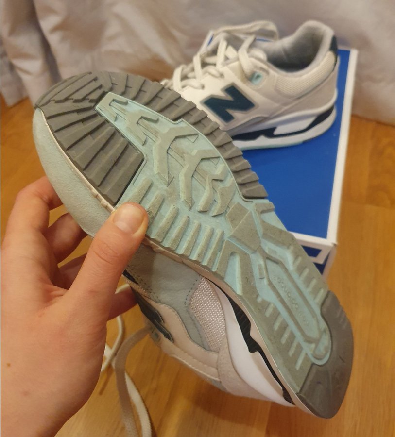Se produkter som liknar New balance W530SD pa Tradera 638617060