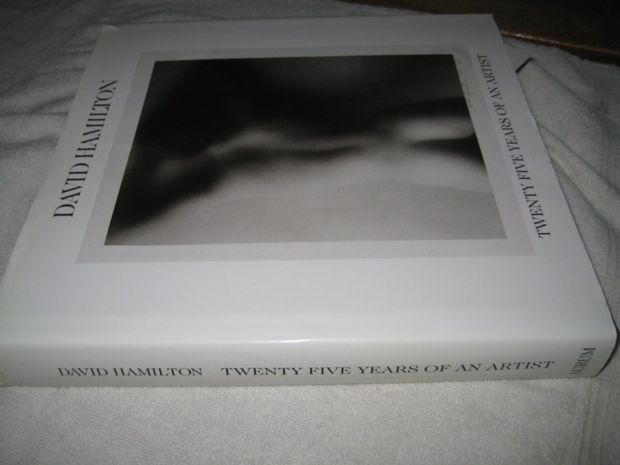Se produkter som liknar DAVID HAMILTON - TWENTY FIVE .. på