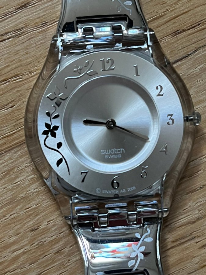 Swatch Watch Climber Flowery damklocka med Køb på Tradera