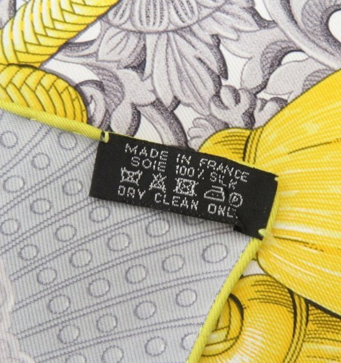 Hermes Silk Scarf Parures de Samourais design Köp på Tradera