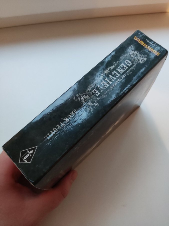 The Vampire Genevieve (omnibus, older print). W.. | Köp på Tradera ...