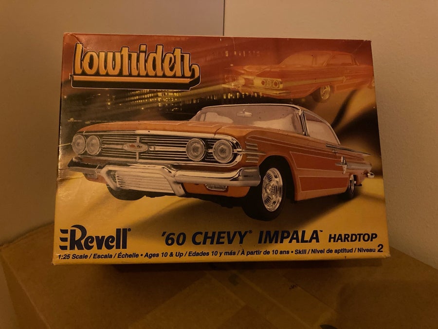 Revell 1960 Chevrolet Impala HT Lowrider 1:25 | Köp på Tradera