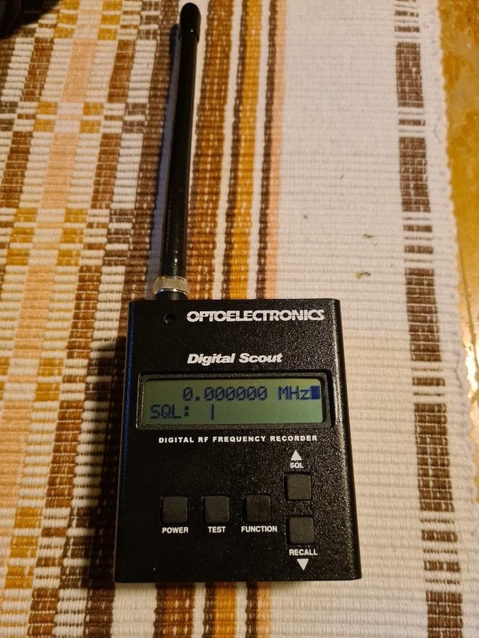 Se produkter som liknar Optoelectronics Digital Scout på Tradera