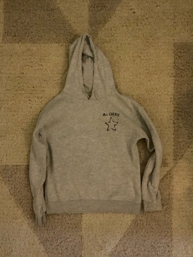 Gina Tricot grå hoodie, storlek 146/152 Köp på Tradera (699019381)