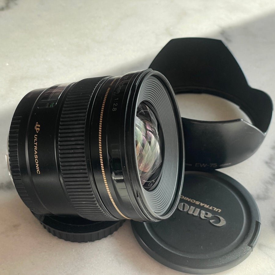 Canon EF 20mm 1:2.8 USM + EW-75 Lens Hood | Köp på Tradera (742505028)