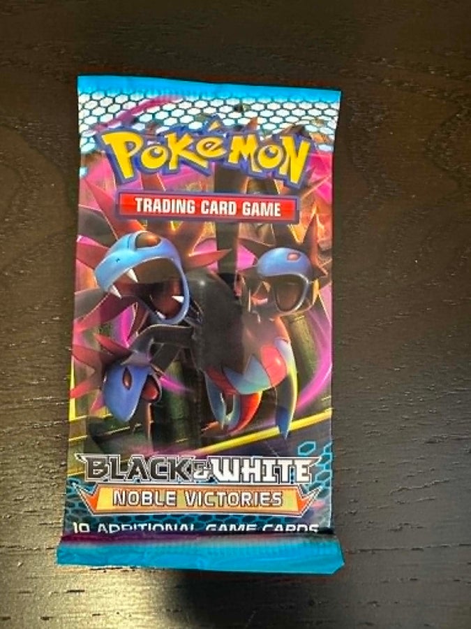 black and white noble victories booster box & White: Black & White NOBLE VICTORIES
