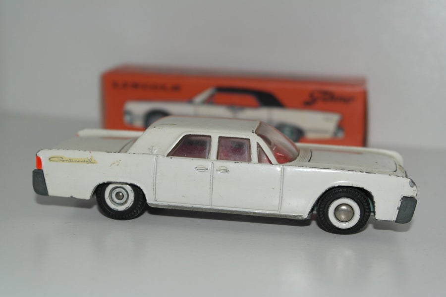 Tekno Lincoln Continental 829 vit | Köp på Tradera (740749812)