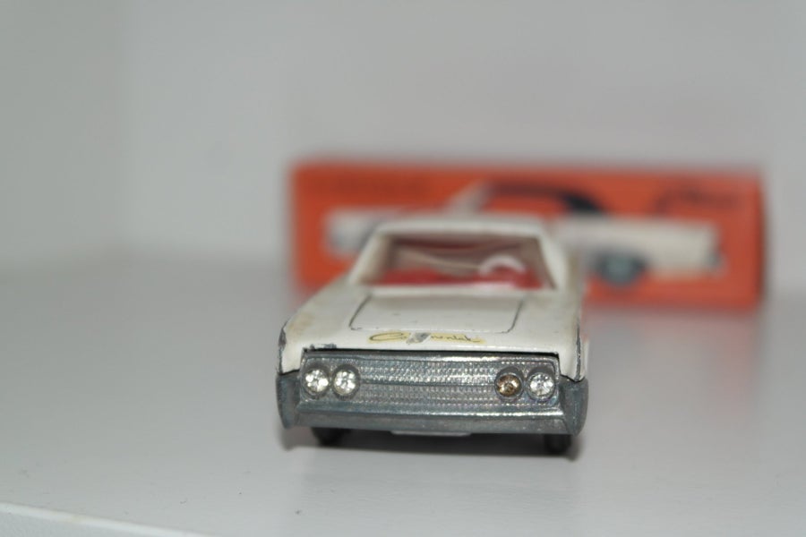 Tekno Lincoln Continental 829 vit | Köp på Tradera (740749812)