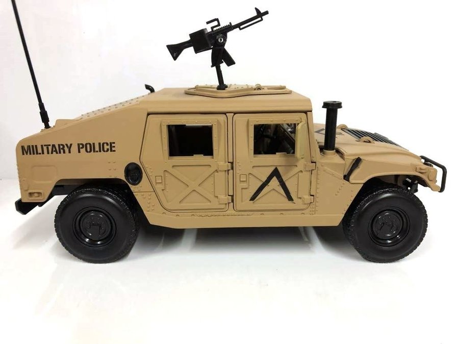 HMMWV Humvee - Military Polic.. | Köp från Bromma-Hobby på Tradera ...