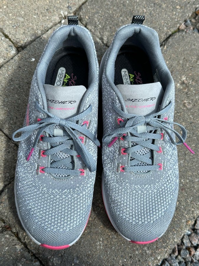 Skechers grå memory foam new arrivals