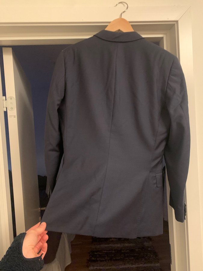 J.Lindeberg kostym 100 Virgin Wool Köp på Tradera (616745106)