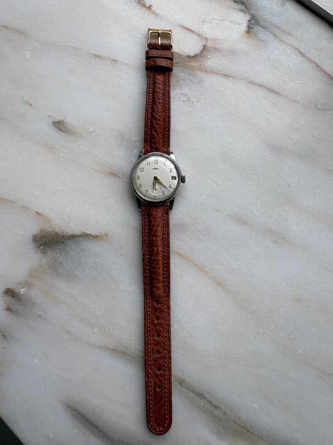 WEC Analog Swiss Made Women’s Watch with Date D.. | Köp på Tradera ...