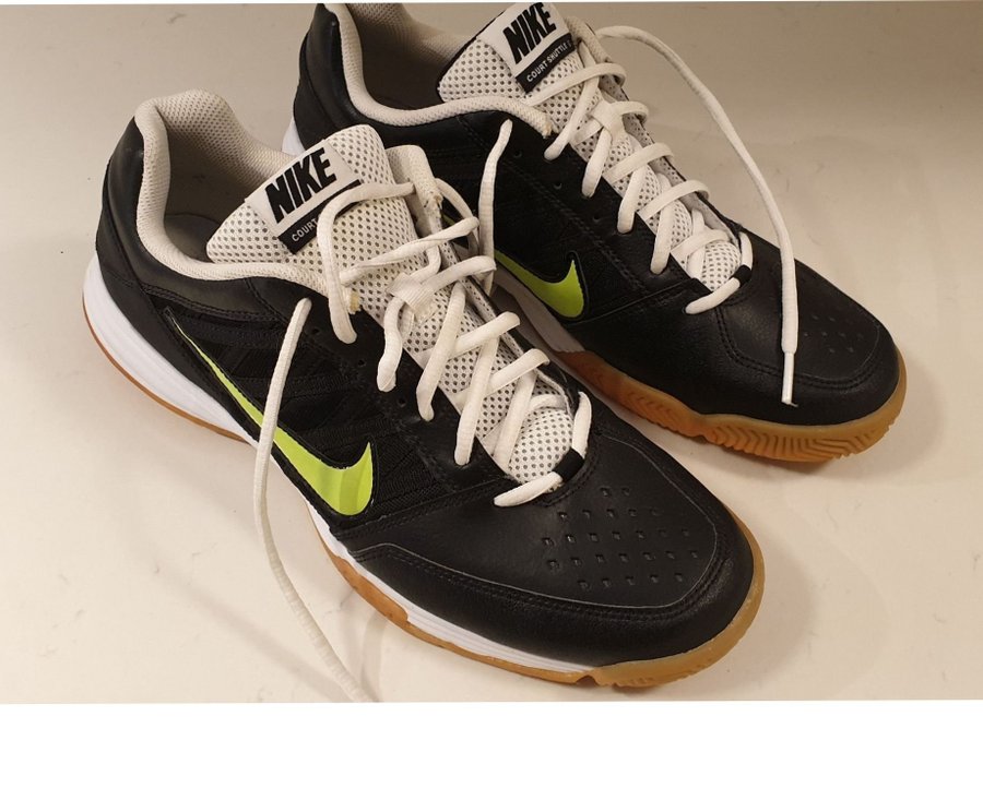 Se produkter som liknar Nike Court Shuttle 5 Svarta. pa Tradera 647169644