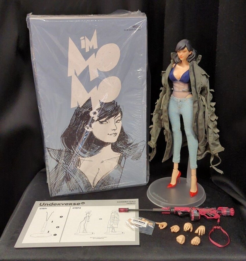 Ashley Wood - Underverse Modern Girls - I'M Mom.. | Köp på Tradera
