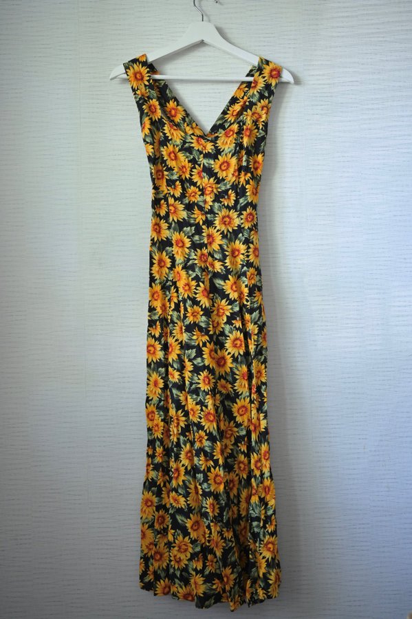 Klänning stl S 90-tal solrosor vintage retro so.. | Köp på Tradera ...