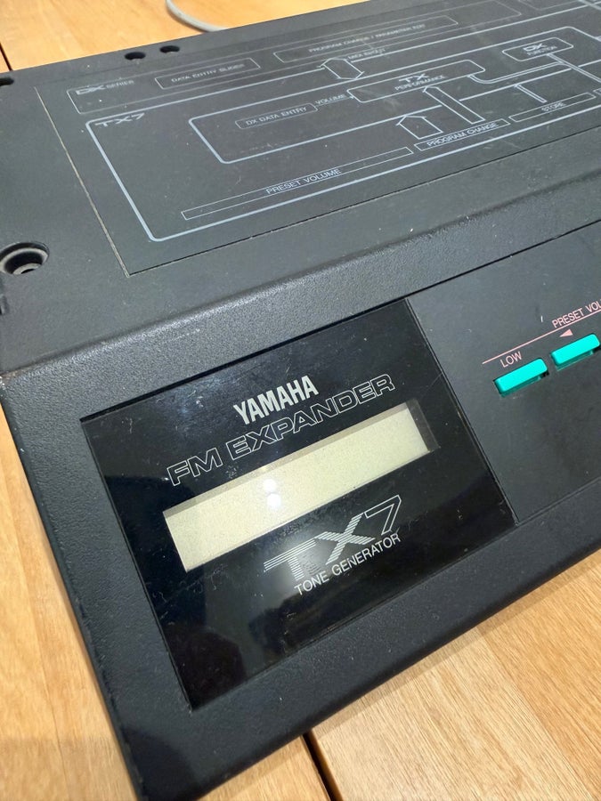 Yamaha TX7 FM Expander Tone Generator | Köp på Tradera (737768341)