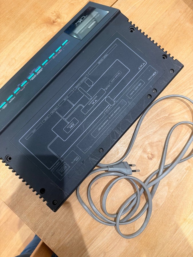 Yamaha TX7 FM Expander Tone Generator | Köp på Tradera (737768341)