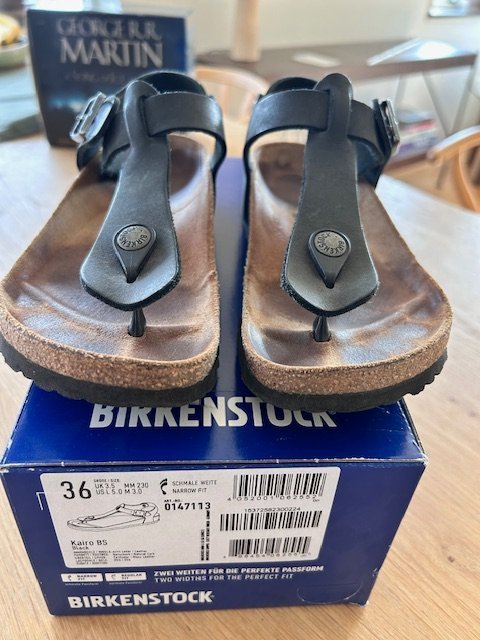 Se produkter som liknar Birkenstock Kairo Sandaler Sv. pa Tradera 643782597