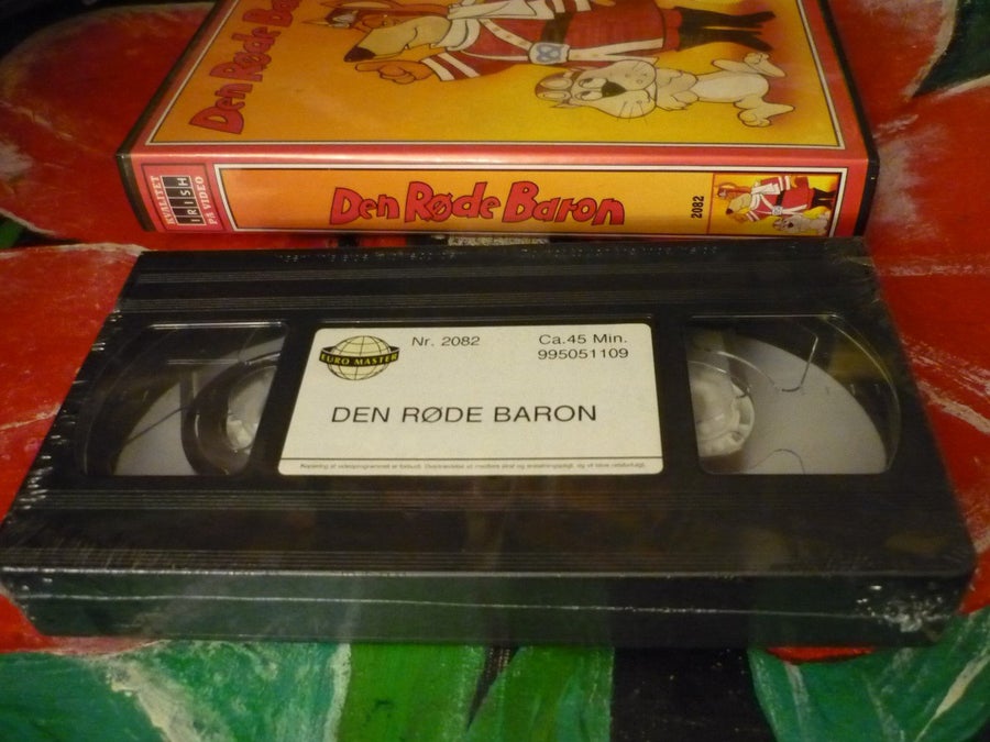 VHS, DEN RØDE BARON, INPLASTA.. | Köp från keepeer14488 på Tradera ...