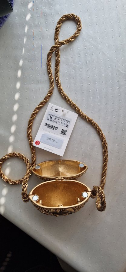 HEART SHAPED BOX BAG Zara