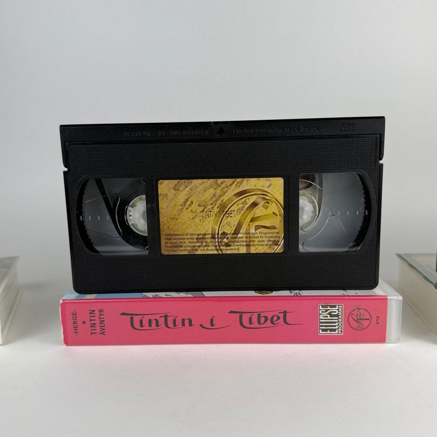 Se produkter som liknar Tintin VHS - Rackham Den Röde.. på Tradera ...