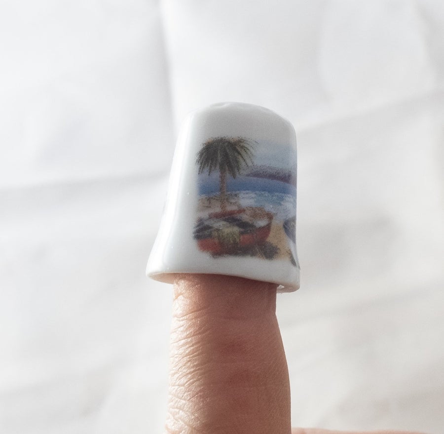 Fingerborg Borg Gran Canaria Fingerborg i Porslin .. | Köp från analogi på Tradera ...