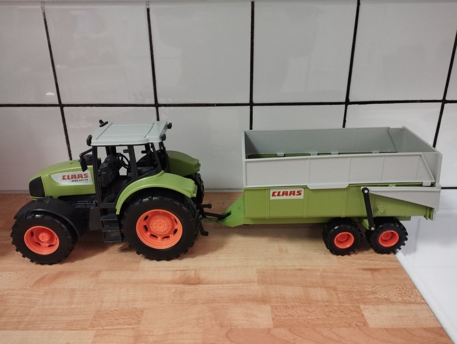 Se Produkter Som Liknar Claas Traktor Med Slap Ca 52 Cm Pa Tradera