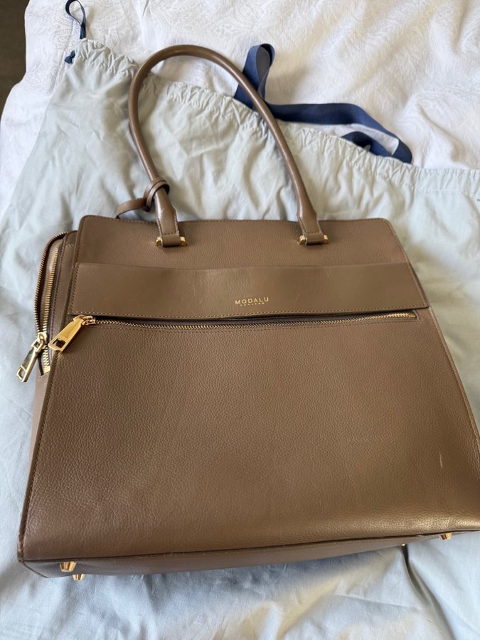 Modalu England brun handväska Köp på Tradera (700624833)