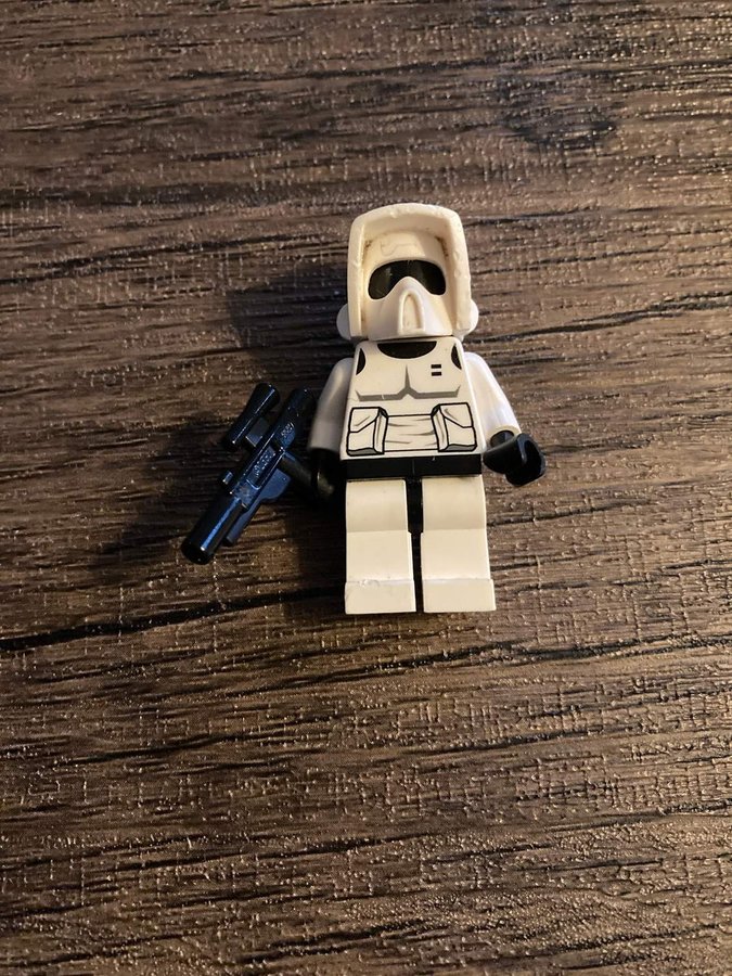 Se produkter som liknar LEGO Scout trooper Biker Scou. pa Tradera 631262982