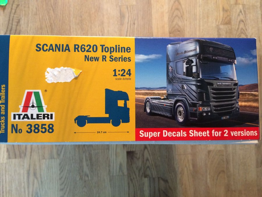Se produkter som liknar Italeri Scania R620 Topline 