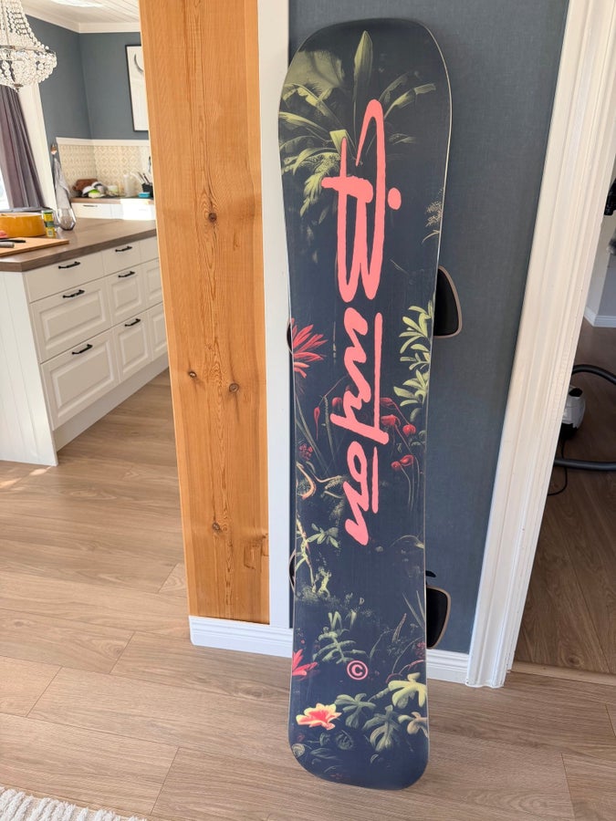 Se produkter som liknar Burton custom 156 + Burton ca.. på Tradera
