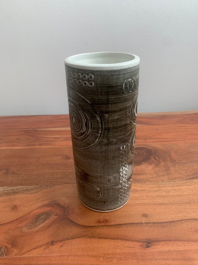 Se produkter som liknar Rörstrand Sarek Design och si.. på Tradera