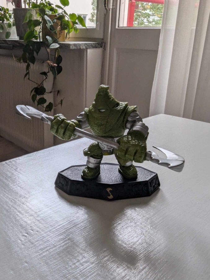 Skylanders Imaginators Steel Plated Hood Sickle Køb på Tradera