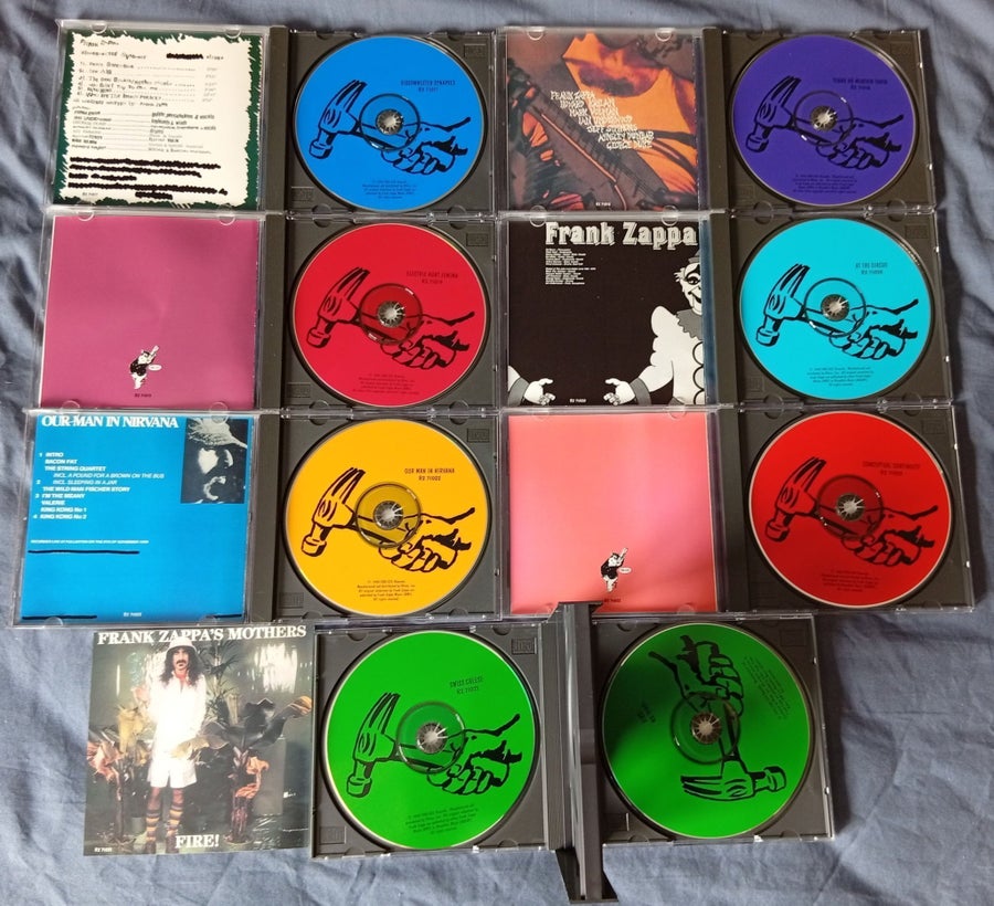 Se produkter som liknar Frank Zappa – Beat The Boots .. på Tradera