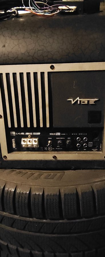 Se produkter, der ligner Vibe CBR 12 EVO Aktiv Baslåda på Tradera