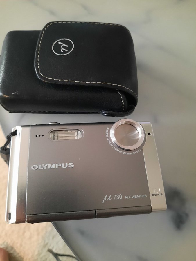 OLYMPUS オリンパス μ730 ALL WEATHER づら シルバー コンデジ