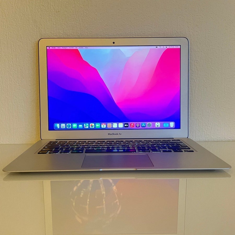Apple MacBook Air 13” 2015 8GB 256GB Core i5 1,.. | Köp på Tradera