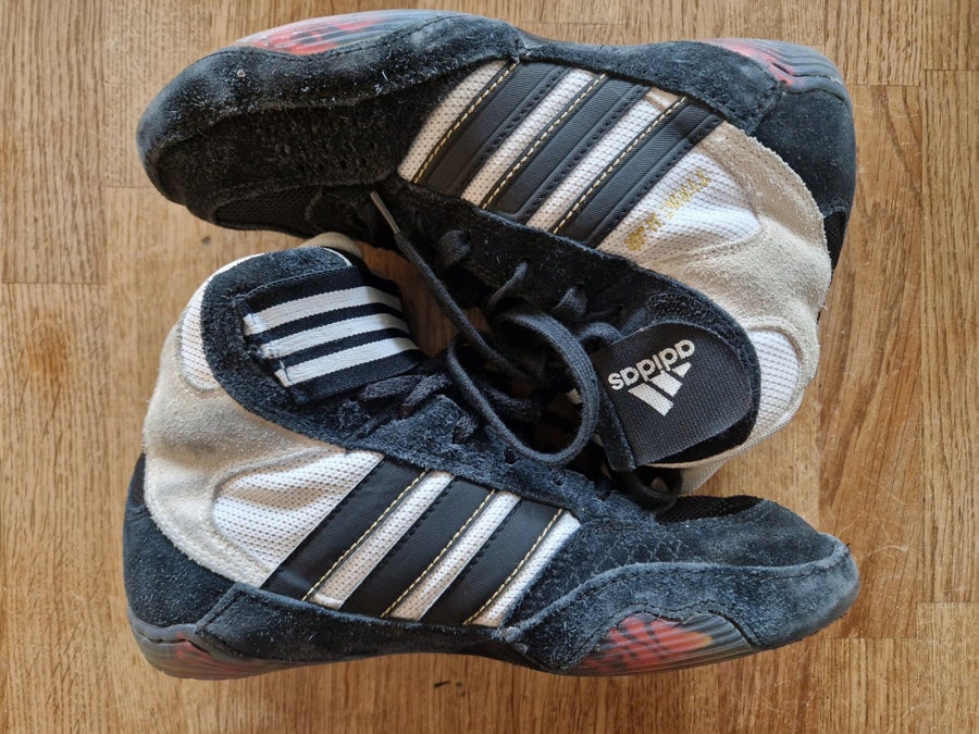 adidas gazelle silver green womens adidas Mat Wizard 5 Wrestling Shoes Black/Grey 8
