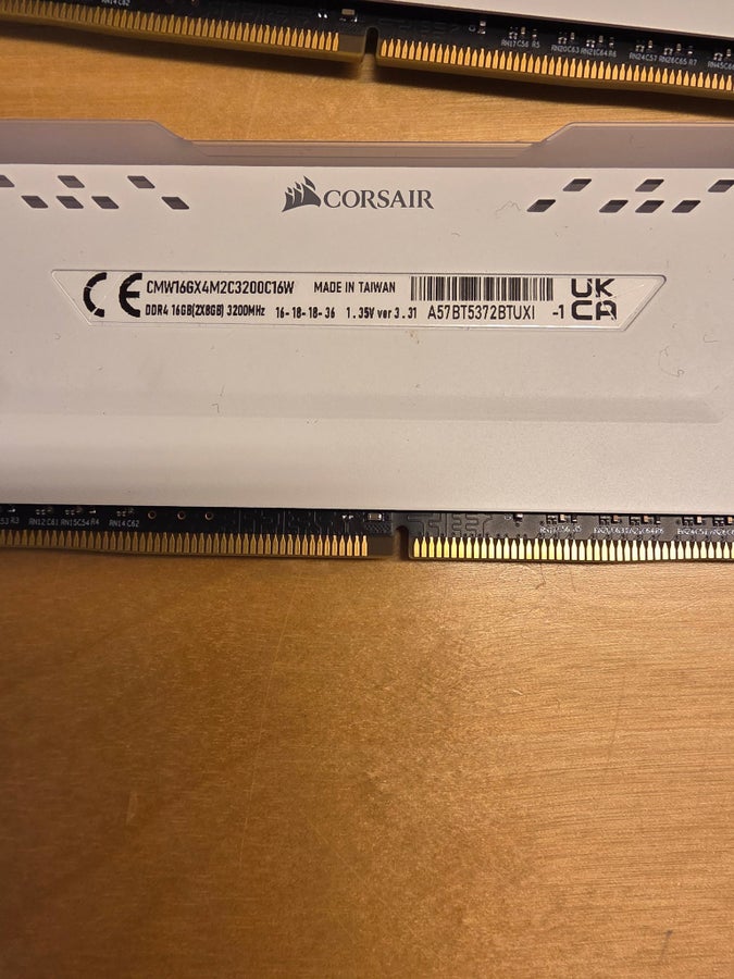 Corsair Vengeance RGB PRO 16GB (2x8GB).. | Köp från tds på Tradera ...
