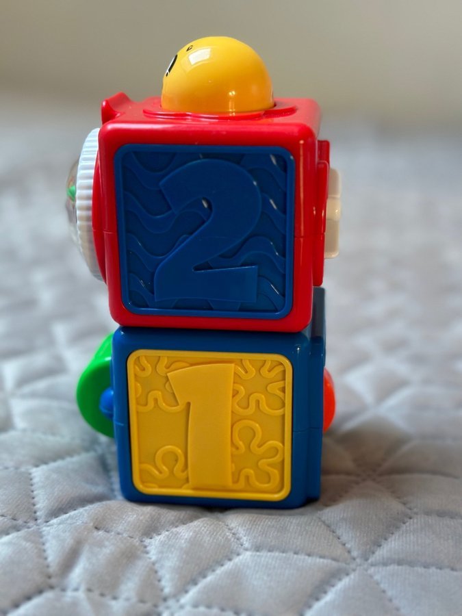 Se produkter som liknar Fisher Price Stacking Action .. på Tradera