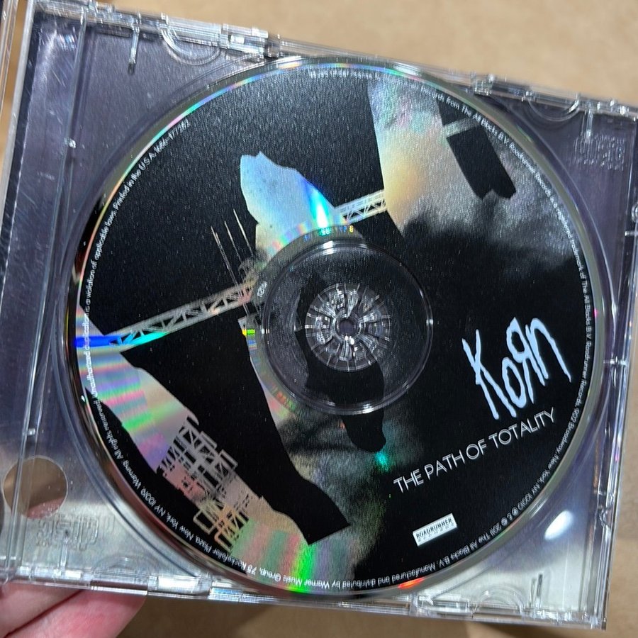 Korn サイン入り CD THE PATH OF TOTALITY Korn サイン入り CD THE PATH OF TOTALITY Korn - The Path Of