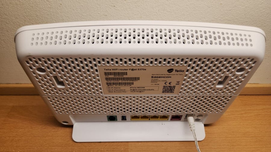 Telia WiFi-router Sagemcom F@st 5370e – Kraftfu.. | Köp på Tradera ...