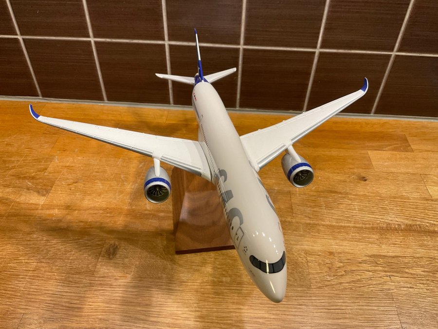 Se produkter som liknar SAS Airbus A350-900 SE-RSC Pa.. på Tradera