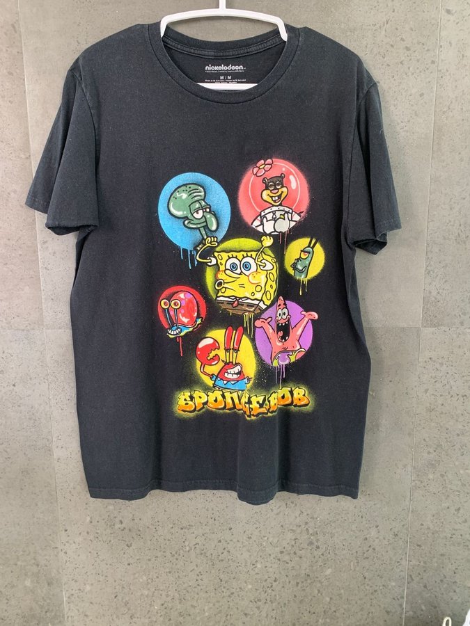 Se produkter som liknar Nickelodeon, Spongebob, på Tradera