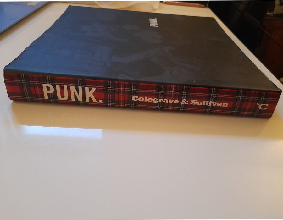 PUNK. Colegrave & Sullivan bok | Köp på Tradera (729907276)