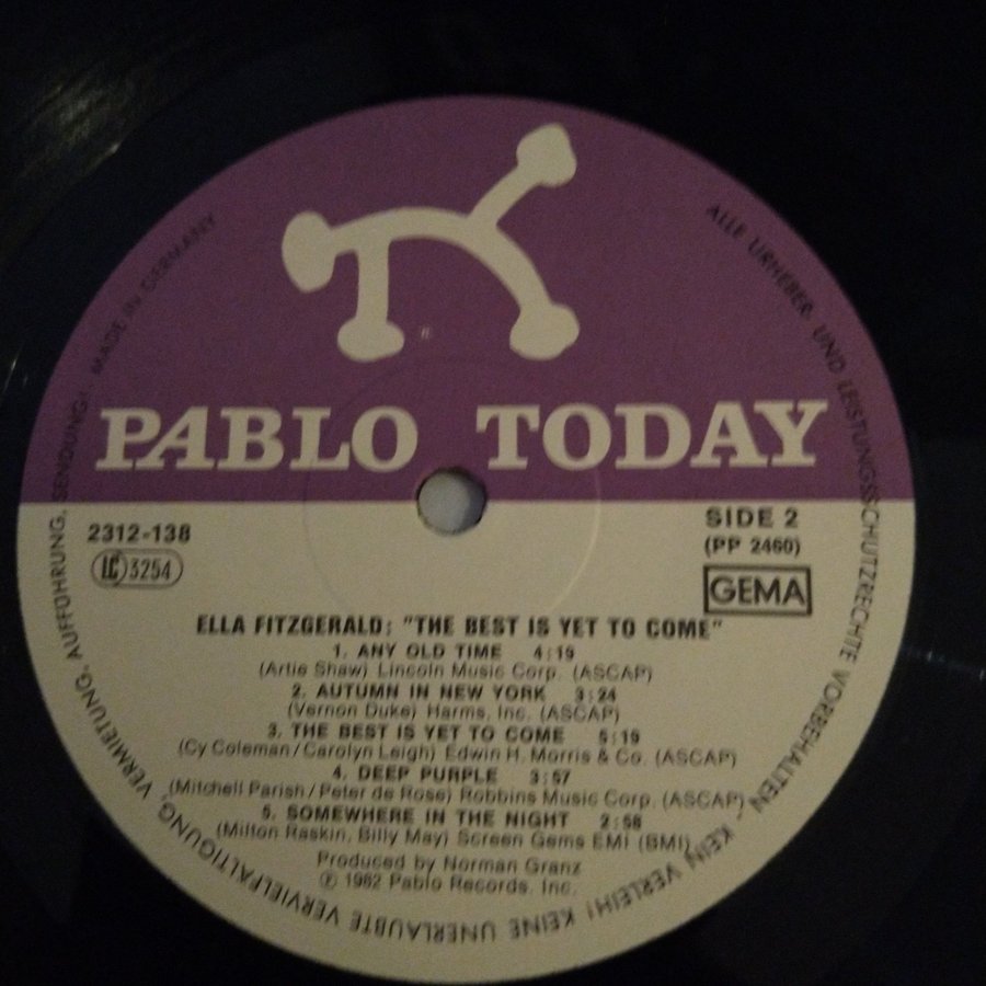 Ella Fitzgerald　The Best Is Yet to Come Ni03NTQ1LmpwZWc.jpeg